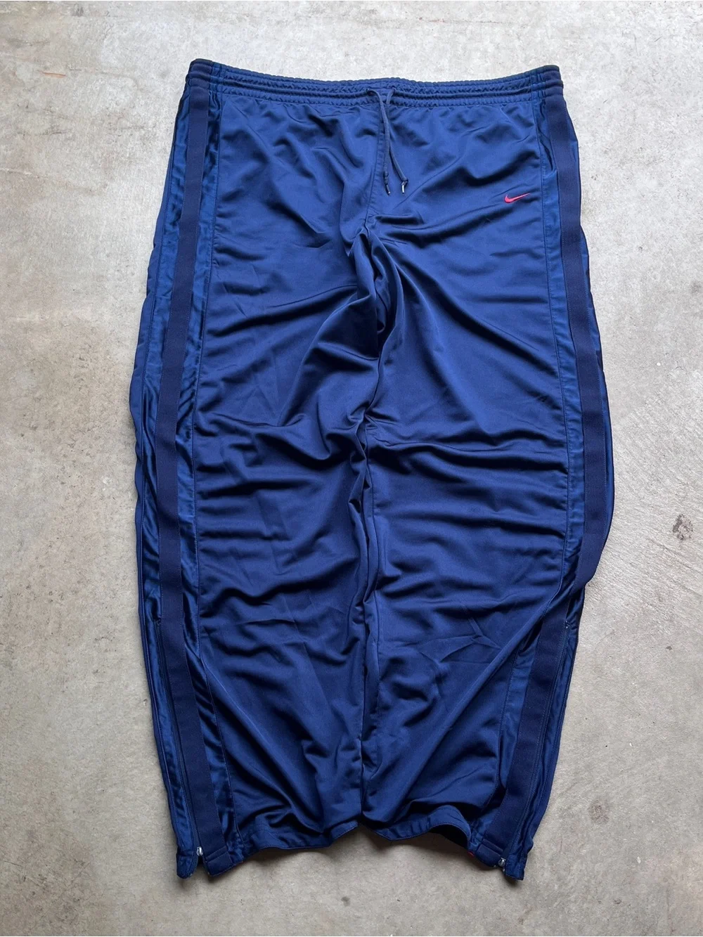 Vintage Y2K Nike Reversible Baggy Wide-Leg Sweatpants
